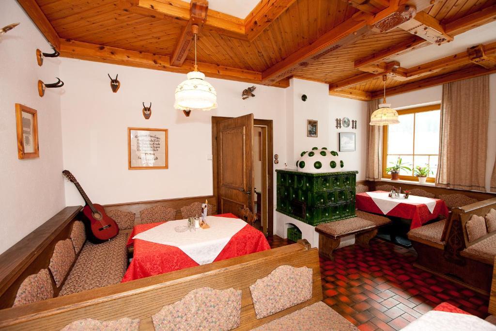 Gasthof - Pension Oedsteinblick Johnsbach Exterior photo